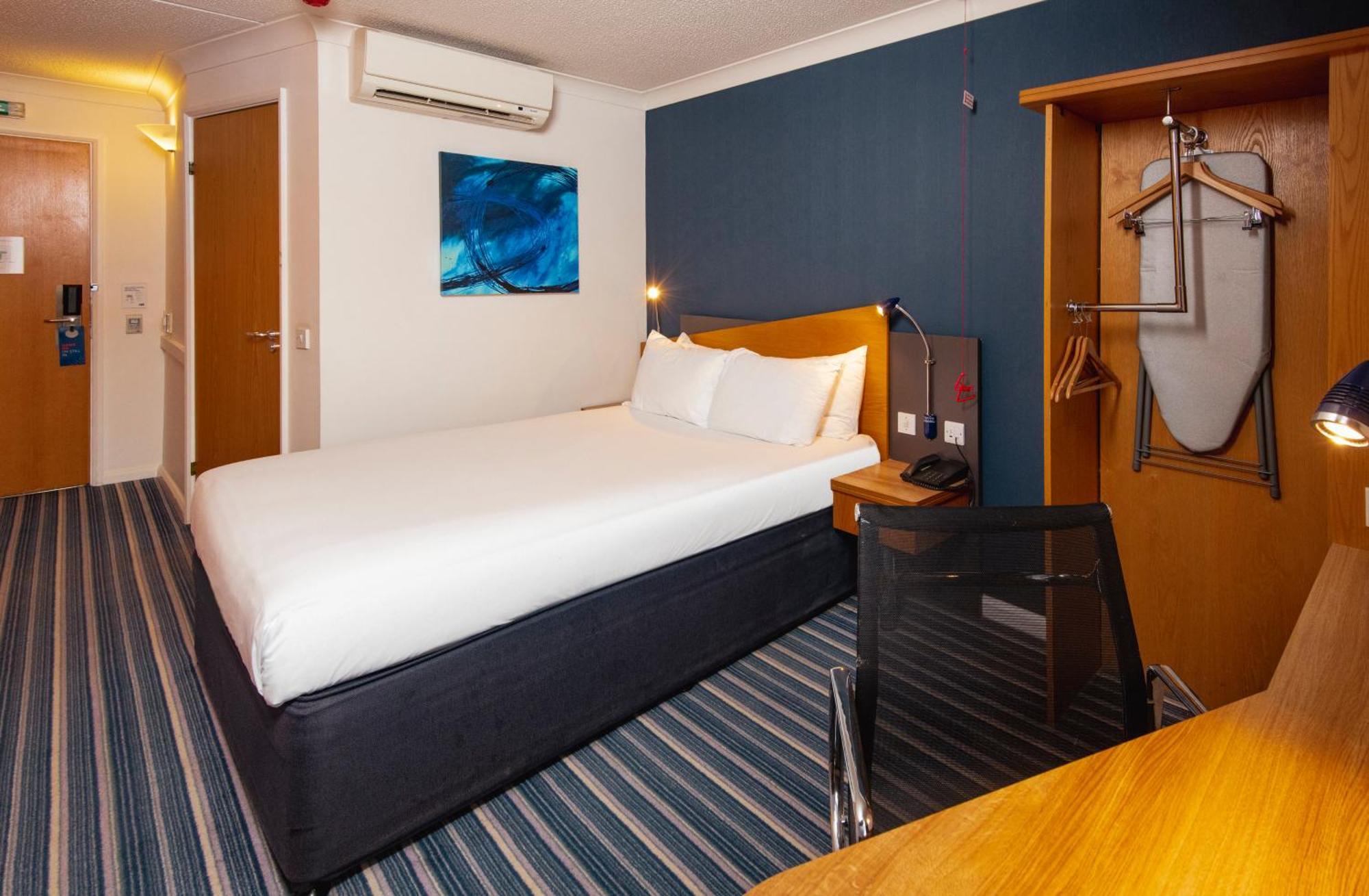 Holiday Inn Express Birmingham - Snow Hill By Ihg Rom bilde